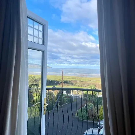 The Shores Bed and breakfast