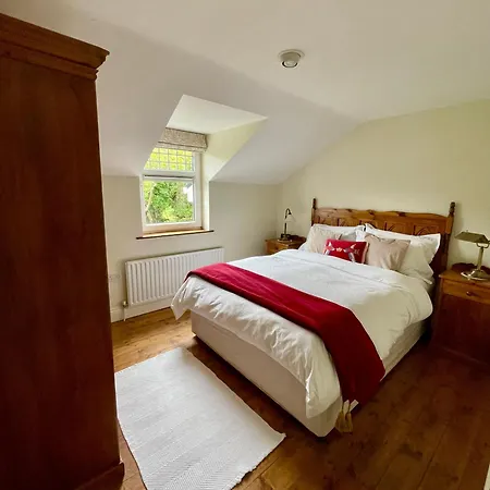 The Shores Bed & Breakfast