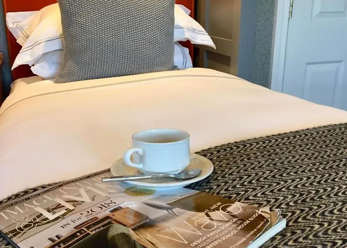 The Shores Bed & Breakfast