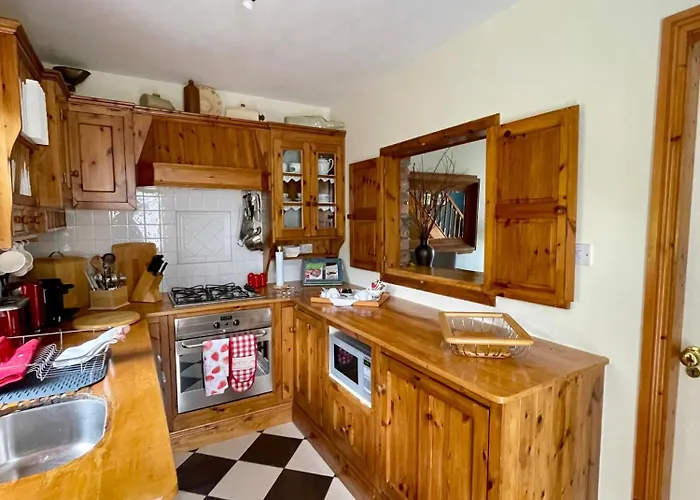 The Shores Bed & Breakfast 3*